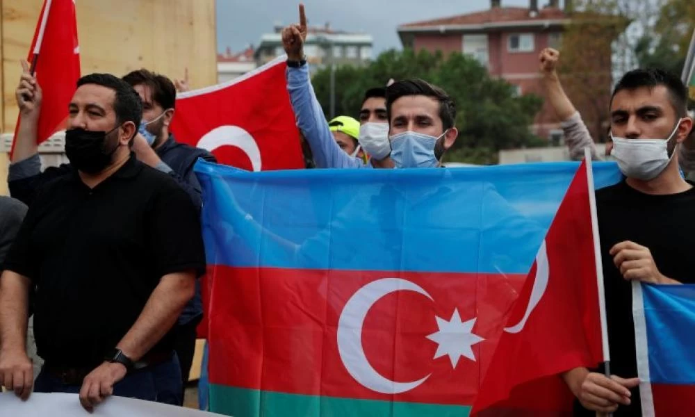 Οι Αρμένιοι εγκαταλείπουν την Κωνσταντινούπολη: “Σήμερα εμείς αύριο ίσως οι Έλληνες της πόλης”